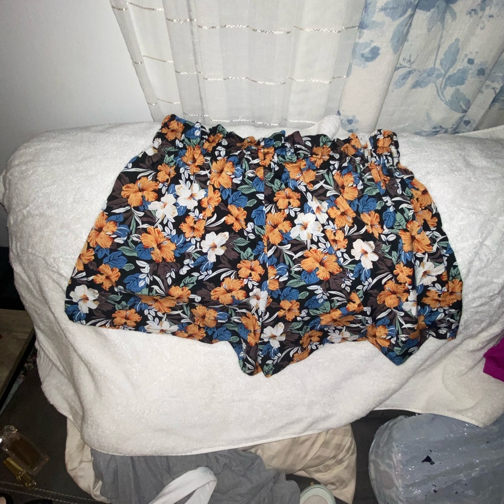 Shein floral paper bag shorts